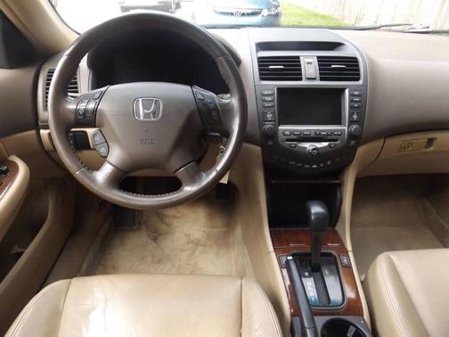 Tan 2007 Honda Accord EX-L