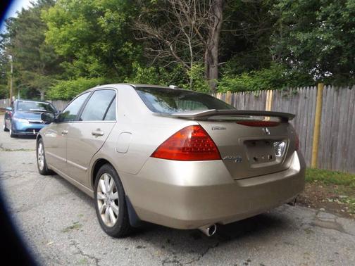 Tan 2007 Honda Accord EX-L