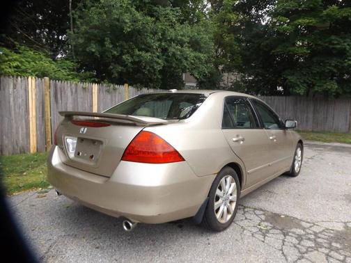 Tan 2007 Honda Accord EX-L