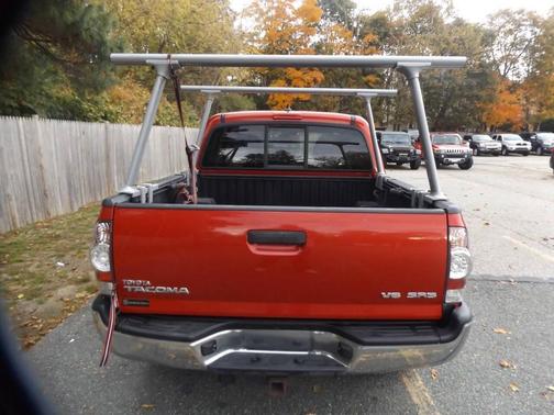 2014 Toyota Tacoma Base