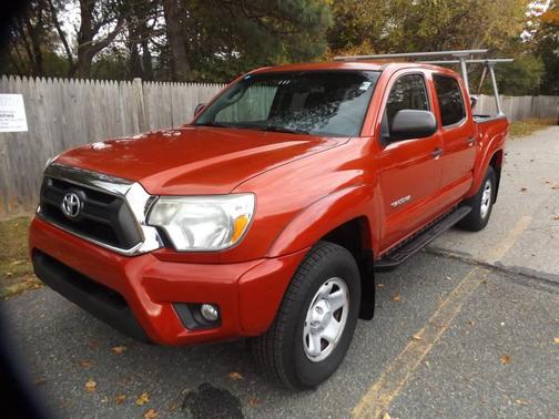 2014 Toyota Tacoma Base