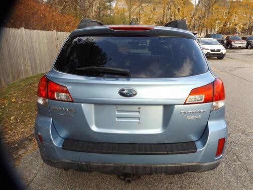2011 Subaru Outback 2.5 i Limited