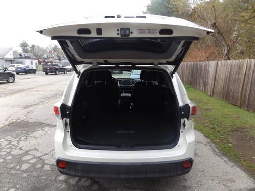 Blizzard Pearl 2015 Toyota Highlander XLE