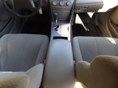 2009 Toyota Camry 4dr Sdn I4 Auto (Natl)