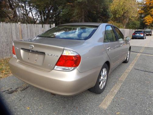 2006 Toyota Camry LE V6