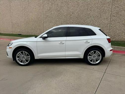 2018 Audi Q5 2.0T Premium Plus
