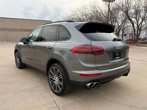 2018 Porsche Cayenne S