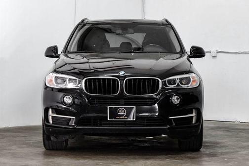 Photo 3 of 32 of 2016 BMW X5 sDrive35i