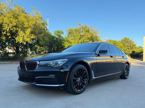 2019 BMW 740 740i Sedan 4D