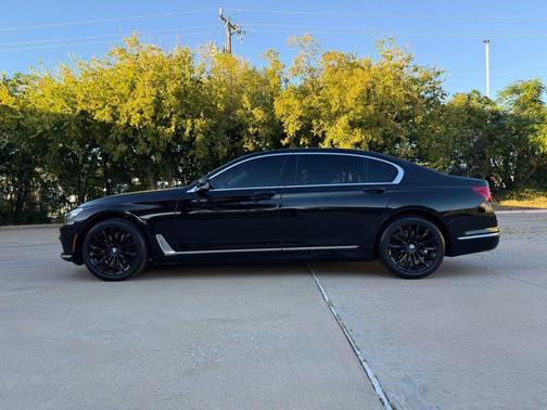 2019 BMW 740 740i Sedan 4D