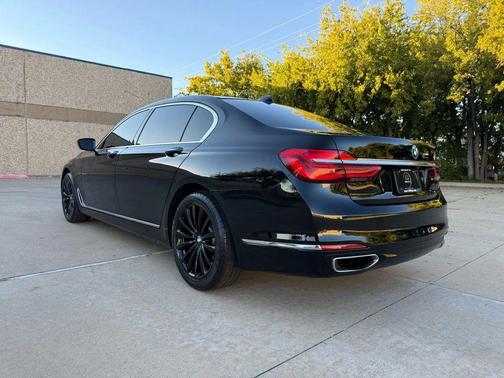 2019 BMW 740 740i Sedan 4D