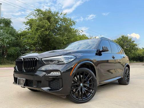 2021 BMW X5 M50i