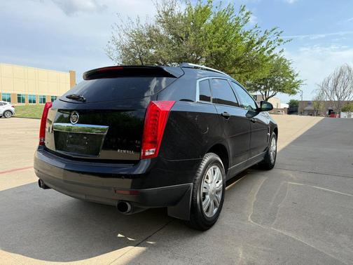 Black 2011 Cadillac SRX Luxury Collection