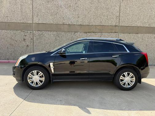 Black 2011 Cadillac SRX Luxury Collection