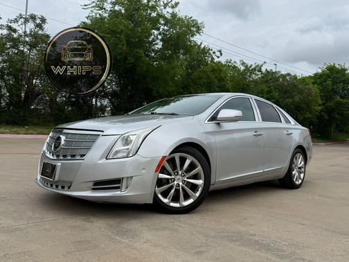 Radiant Silver Metallic 2014 Cadillac XTS Platinum