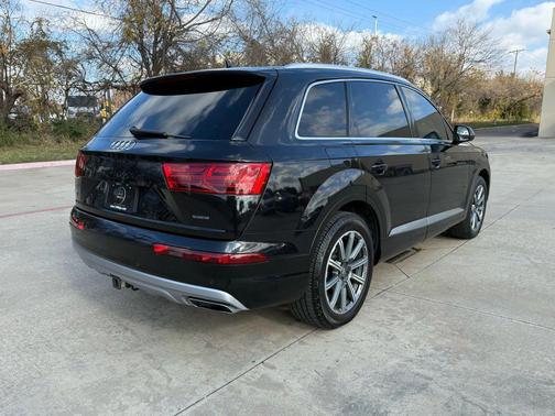2019 Audi Q7 45 Premium Plus