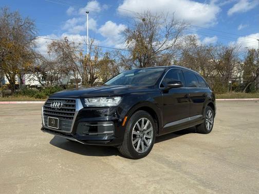 2019 Audi Q7 45 Premium Plus