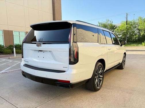 2022 Cadillac Escalade ESV Sport Platinum