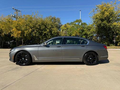 2018 BMW ALPINA B7 750i xDrive Sedan 4D