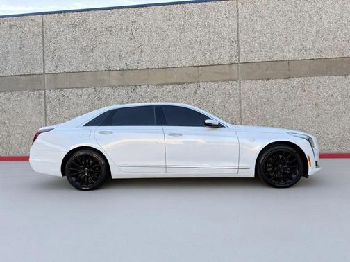 Crystal White Tricoat 2017 Cadillac CT6 3.6L Luxury