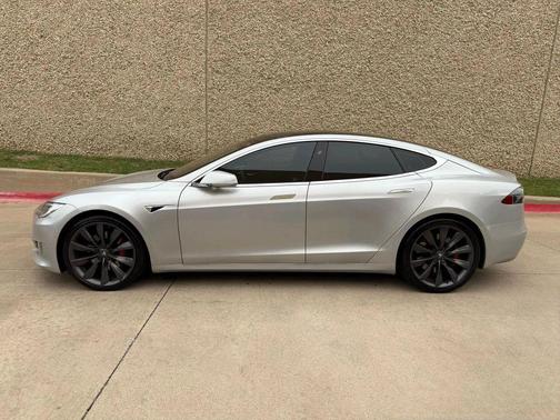 2016 Tesla Model S P100D