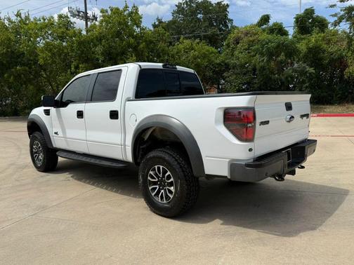 Oxford White 2014 Ford F-150 SVT Raptor