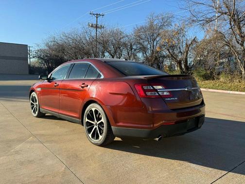 2016 Ford Taurus Limited