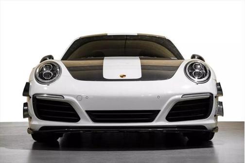 2017 Porsche 911 Carrera