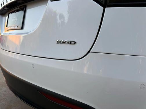 2017 Tesla Model X 90D