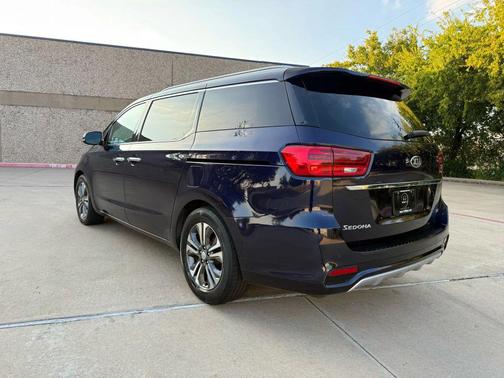2021 Kia Sedona SX