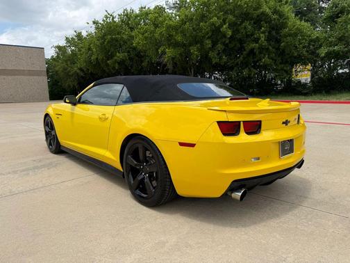 Rally Yellow 2011 Chevrolet Camaro 2SS