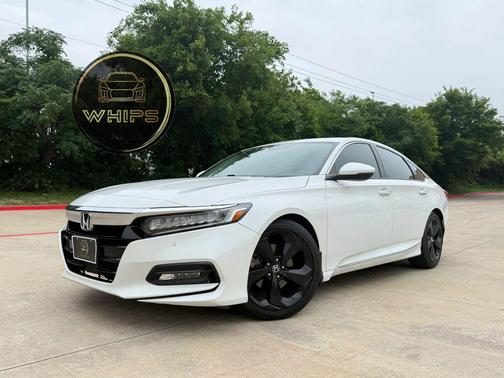 Platinum White Pearl 2019 Honda Accord Touring 2.0T
