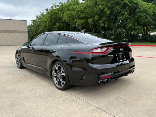 Aurora Black 2019 Kia Stinger GT2