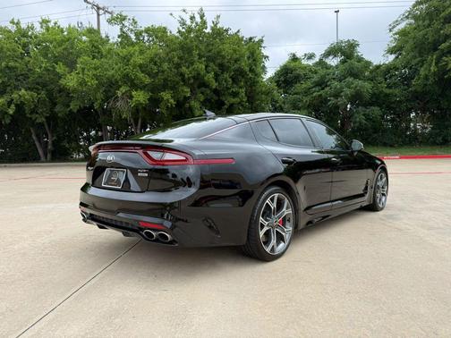 Aurora Black 2019 Kia Stinger GT2