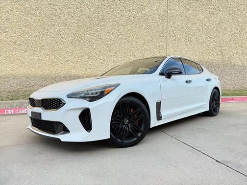 2022 Kia Stinger GT1