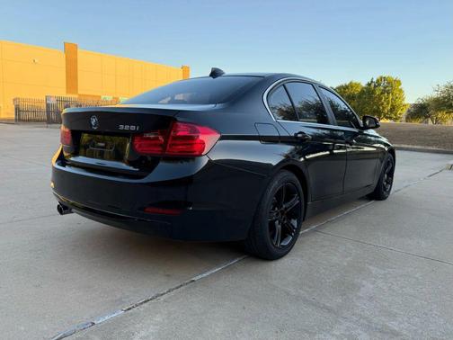 2015 BMW 328 328i Sedan 4D