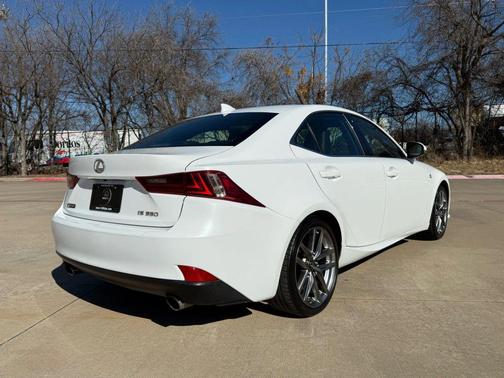 2016 Lexus IS 350 Base