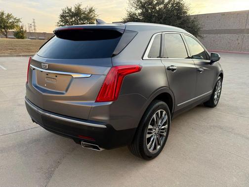 2017 Cadillac XT5 Premium Luxury