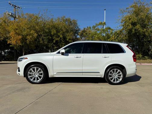 2017 Volvo XC90 T6 Inscription