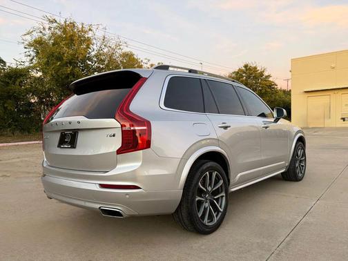 2017 Volvo XC90 T6 Inscription