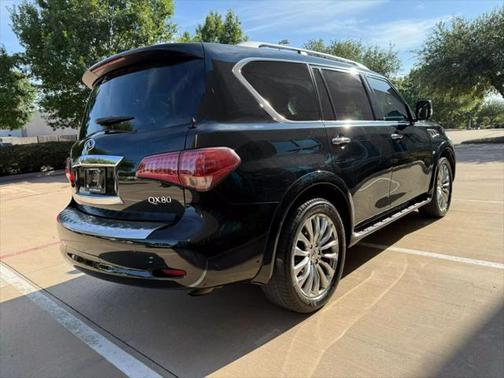 2016 INFINITI QX80 Base