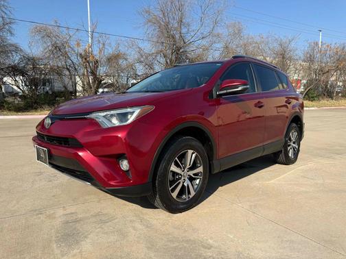 2018 Toyota RAV4 XLE