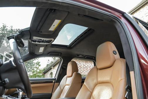 2012 Porsche Cayenne Turbo