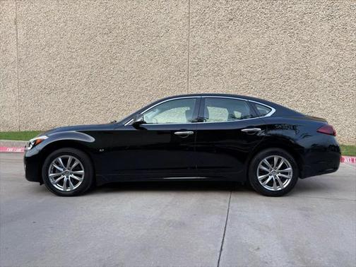 2015 INFINITI Q70 3.7X
