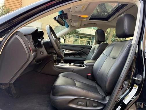 2015 INFINITI Q70 3.7X