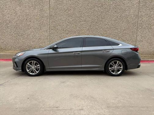 2019 Hyundai SONATA Limited