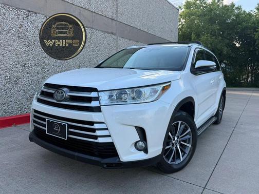 Blizzard Pearl 2017 Toyota Highlander XLE