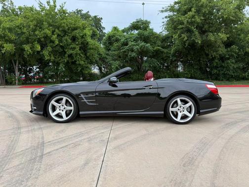 Black 2016 Mercedes-Benz SL 550 SL 550 Roadster 2D