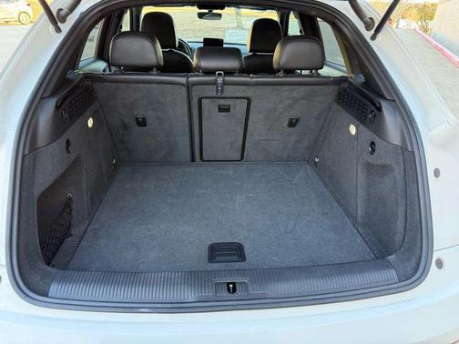 2017 Audi Q3 2.0T Premium