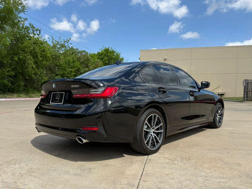 Black 2020 BMW 330 i